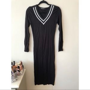 Women’s Black Long Sleeve Fitted V-Neck Dress Size Medium